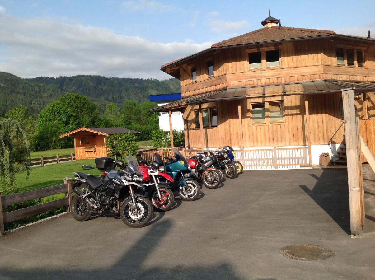 Ferienhaus Oktogon Itter Esterno foto